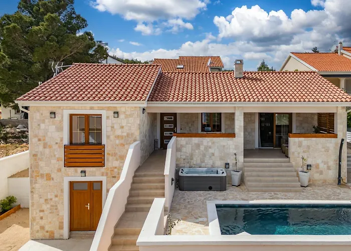 Alora Villa Pridraga